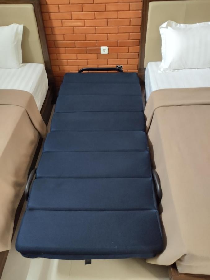 Omah Watu Homestay Yogyakarta Exterior foto